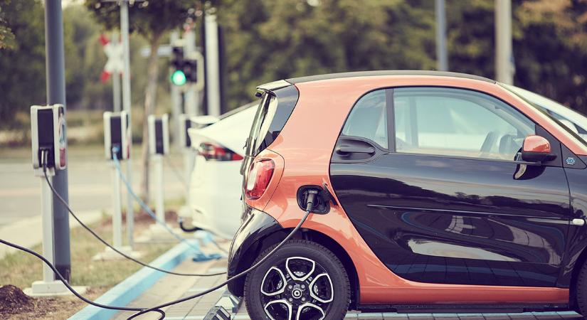 Mintegy hatvan helyszínen több mint kétszáz új elektromos töltőpont létesül