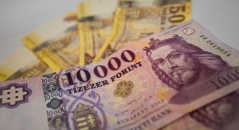 Óriásit erősödött a forint Varga Mihály első jegybankelnöki munkanapján