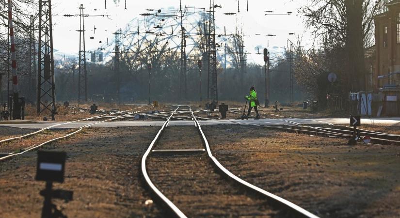 Vágányzár lesz Debrecen és Nyírábrány között, több járatot is érint: mutatjuk a részleteket