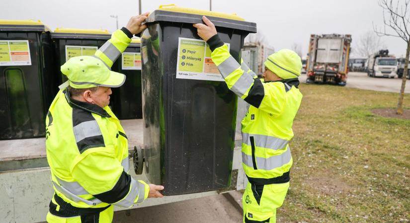 Sárga kukákat osztanak Győrben: háztól viszik a szelektív hulladékot