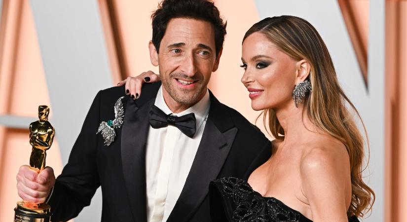 Miért dobta a barátnőjéhez a rágóját? Adrien Brody végre magyarázatot adott az Oscar legmegosztóbb pillanatára