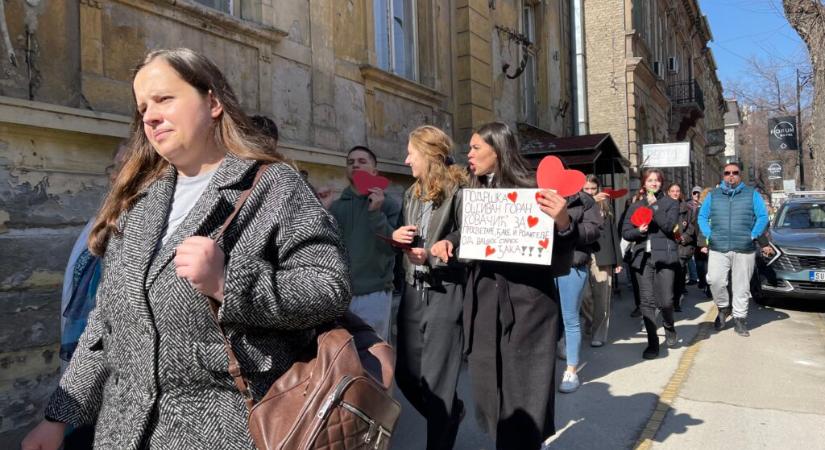 „Hiába fenyegetnek, semmit sem tehetnek, ha összefogunk”