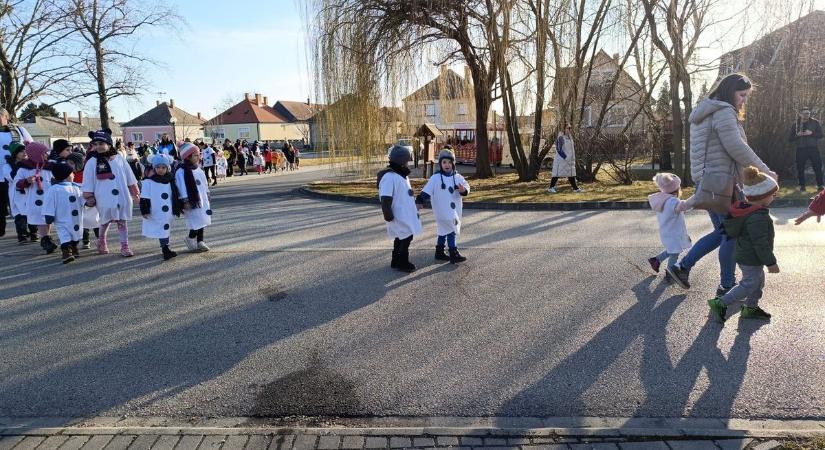 Elkergették a telet Bükön - fotó, videó