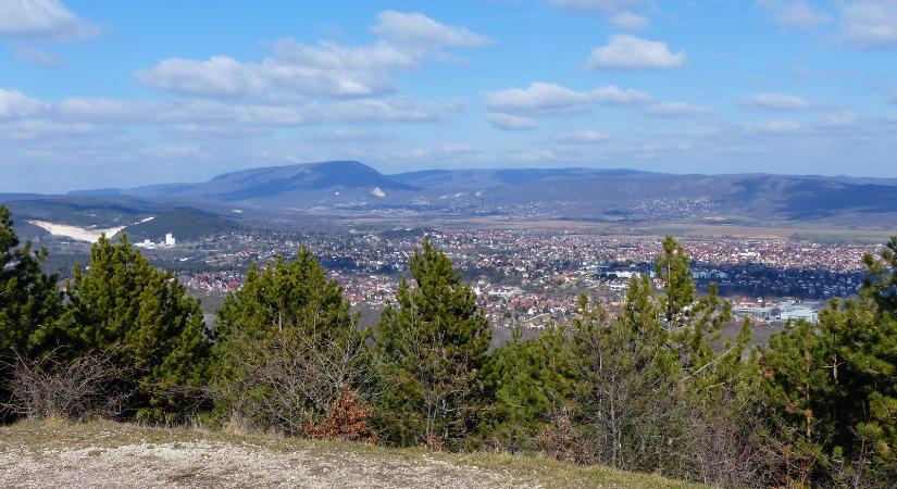 Csavargás Solymár környékének kilátópontjai között