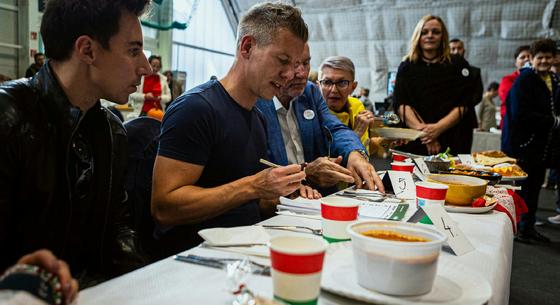 Beidézték a gödi tiszásokat a jegyző elé, a város nevének használata miatt