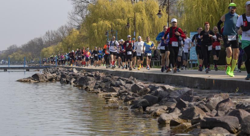 Négy napon át tartó „legendás” esemény veszi kezdetét a Balatonnál