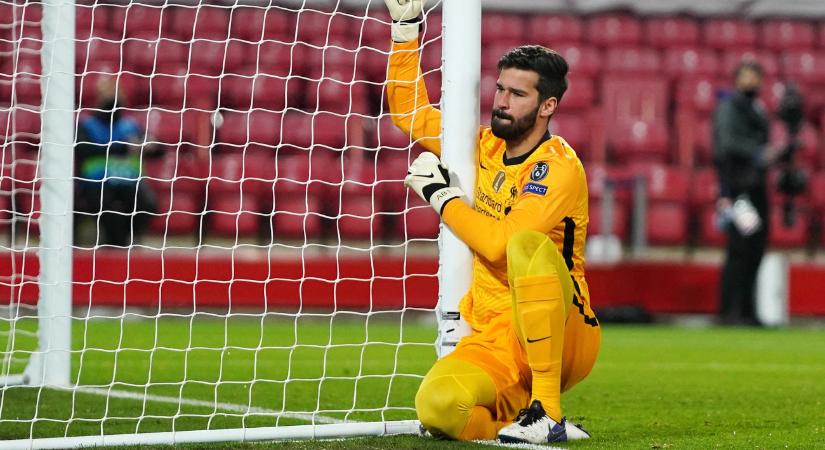 Itt megnézheti Alisson Becker parádéit – kilenc elképesztő bravúr Szoboszlai csapatának kapusától