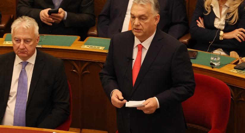 Orbán Viktor aláírta a válsághelyzet meghosszabbítását