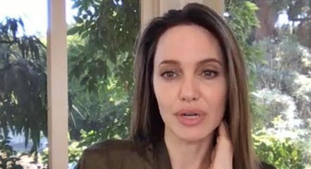 Angelina Jolie hasonmásán ámulunk: az amerikai modell a színésznő tökéletes mása