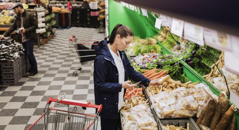 Elkezdték szórni a pénzt a magyarok