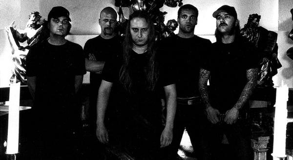 Ma ünnepli 25. születésnapját az Entombed ’Uprising’ albuma (lemezismertető)