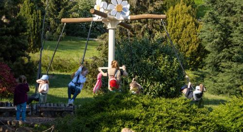 A nagykabátot otthon lehet felejteni: jó idő lesz a hétvégén