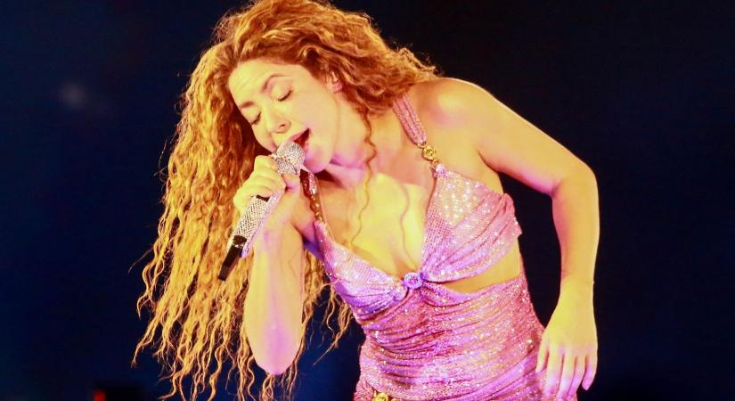 Elátkozott luxusautó, rémálom lett Shakira fejedelmi ajándékából