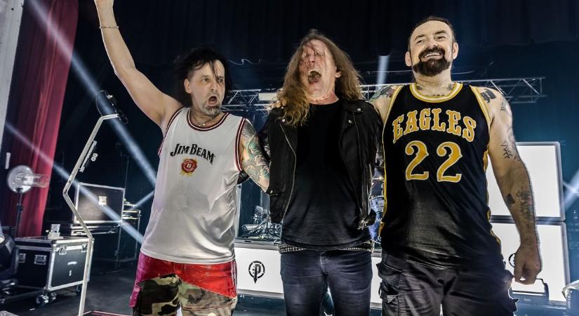 Kiderült, miét hagyhatta ott a Tankcsapdát a zenekar gitárosa