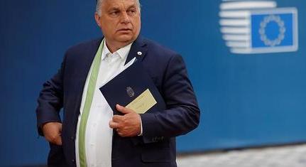 Orbán Viktor vétózott és egyedül maradt