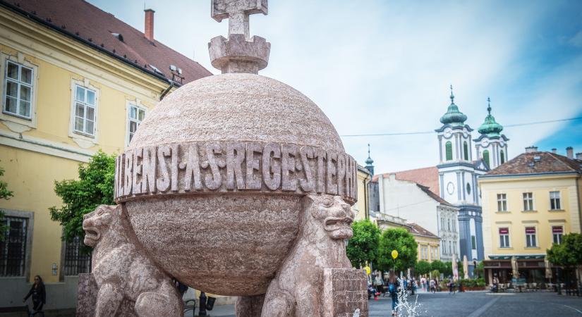 Cser-Palkovics András: top kategóriás fejlettség, a jövő generációjára fókuszáló oktatási projektekkel