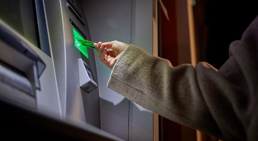 GVH-vizsgálat indult: bankautomatákat működtető cég követhetett el jogsértést