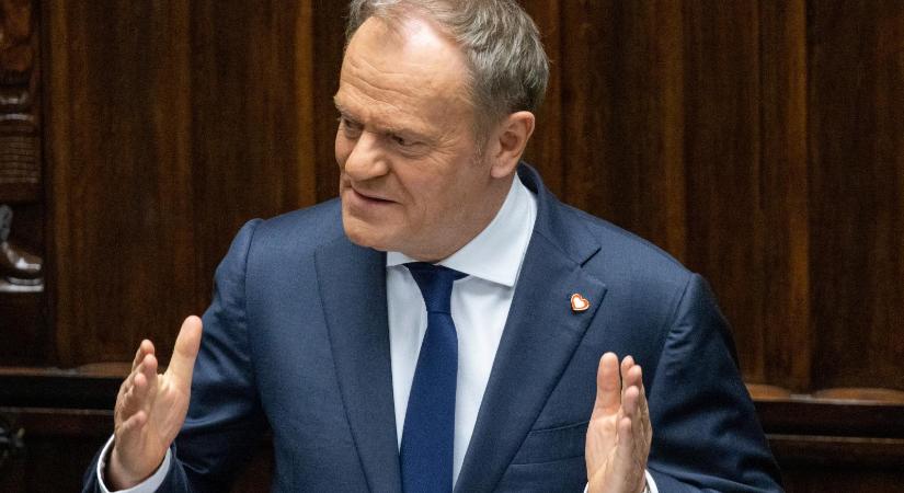 Domald Tusk: Orbán Viktor az európai érdekek árulója vagy egy hasznos idióta