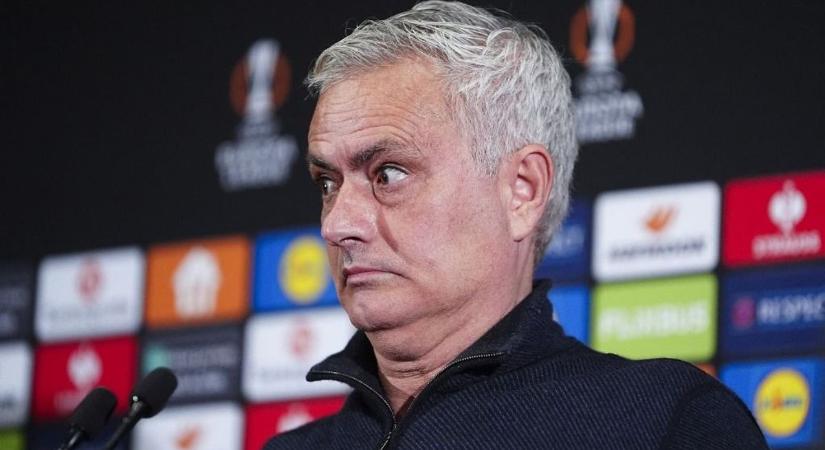 Már megint mindenki más a hibás, Mourinho így reagált a szégyenre