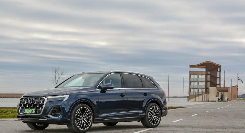 Audi Q7 S Line 55 TFSIe quattro - MaxiSUV