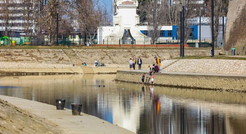 Történelmi pillanat jöhet el, olyan alacsony a Duna vízállása