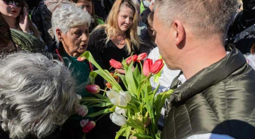 Magyar Péter: segítsetek, hogy segíthessünk, hogy minden nap nőnap legyen!