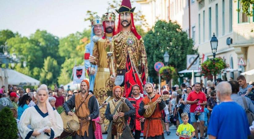 Kiderült, mennyire kedvelik a turisták Székesfehérvárt