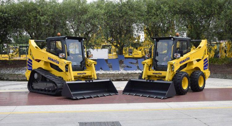 A Komatsu új skid-steer rakodókat mutat be a bauma 2025 kiállításon