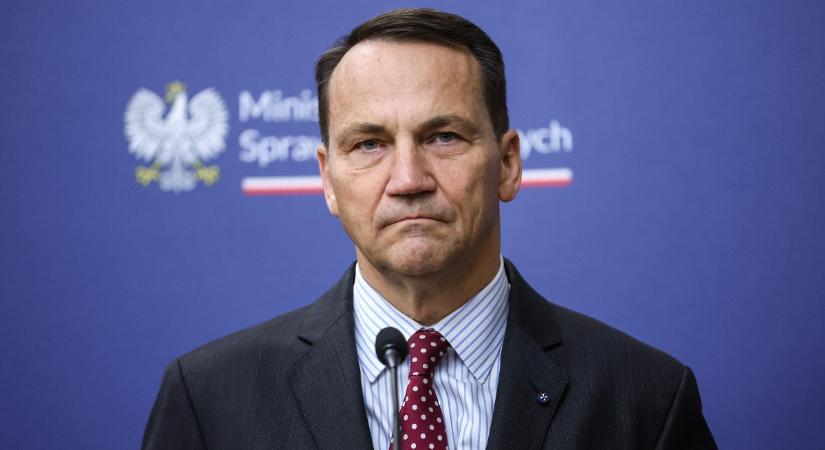 Tusk külügyminisztere bosszúból Magyarország uniós tagságáról tartana népszavazást