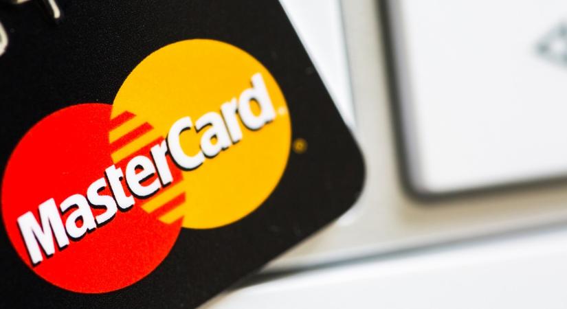 Globális problémára futott a Mastercard, nem lehetett fizetni: megszólalt a vállalat