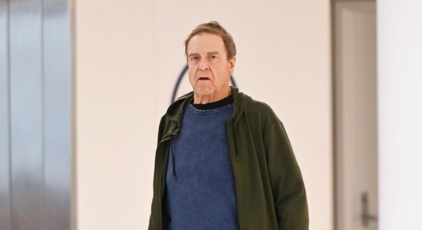 Forgatás közben szenvedett balesetet, kórházba került John Goodman