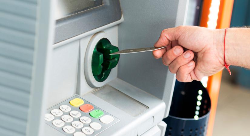 Magyarországi bankautomaták verhettek át sok embert