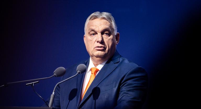 Orbán Viktor titkos online sereget toboroz