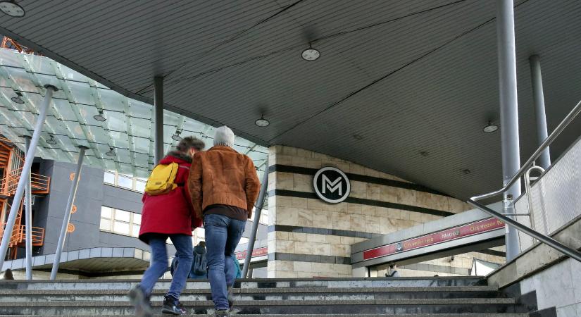 Nem közlekedik a 2-es metró