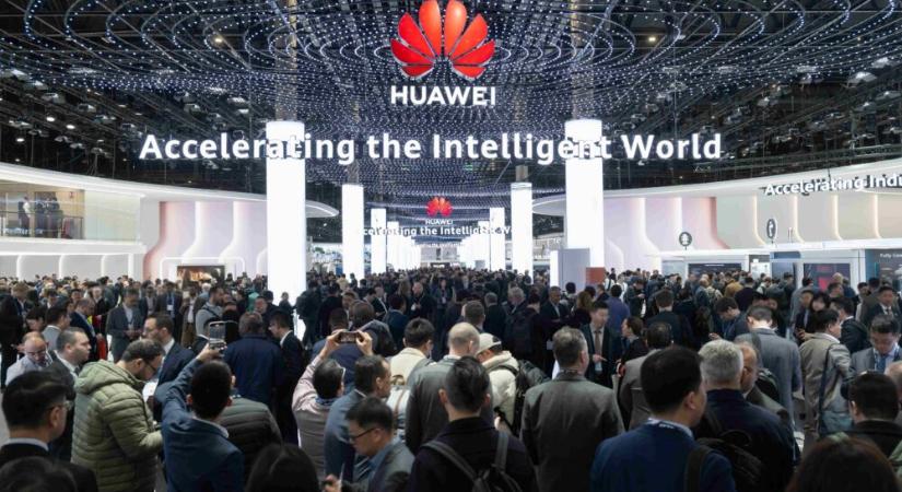 Huawei: Az 5.5G és mesterséges intelligencia találkozásával új korszak kezdődik