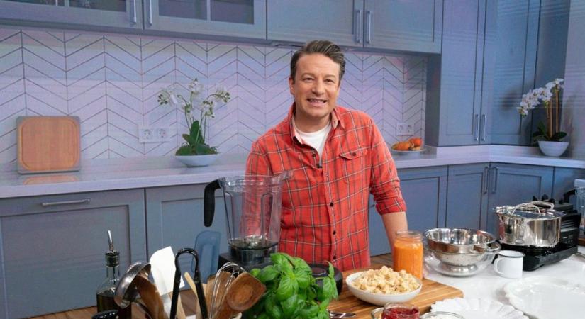 Jamie Oliver arra kér, hogy próbáld ki ezt a trükköt: ez a légsütőben készült étel forradalmasítja a konyhádat