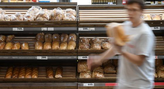 A Spar, az Aldi és a Tesco is elbukott a GVH teljeskiőrlésű-vizsgálatán