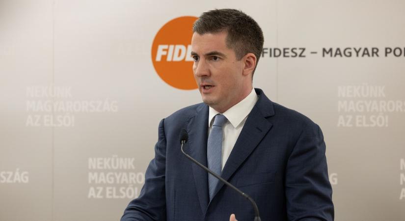 A Fidesz alaptörvény-módosítást nyújt be a kettős állampolgárok kiutasíthatóságáról