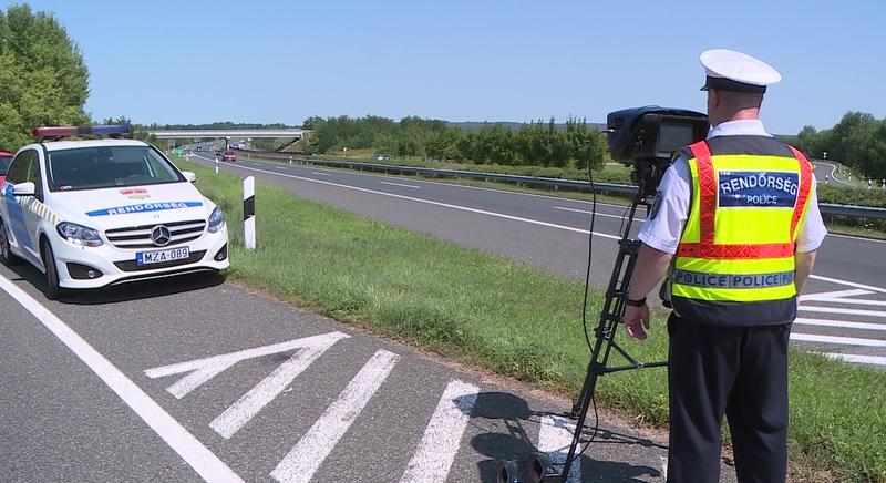 7 óra alatt 131 szabályszegő sofőrt mértek be