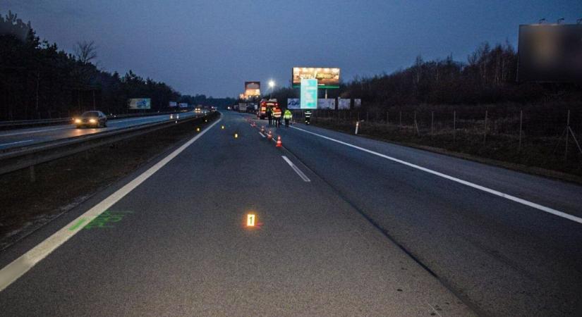 Meghalt egy gyalogos, miután elütötte egy kamion – a vétkes sofőr lelépett a helyszínről