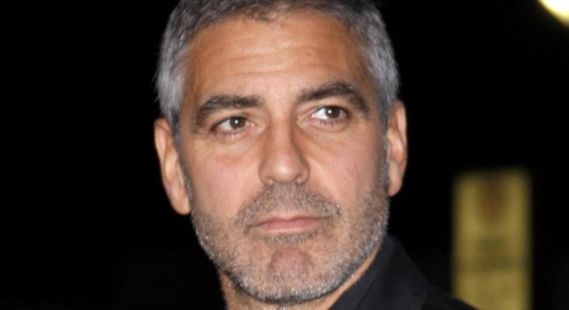 A tisztes őszes halánték már a múlté: George Clooney döbbenetes hajszínnel mutatkozott a nyilvánosságban - Fotó