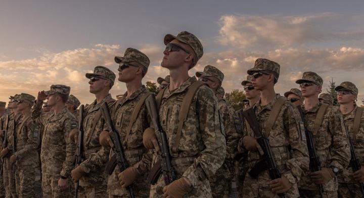 Esküt tettek az Ukrán Fegyveres Erők első 18 éves katonái