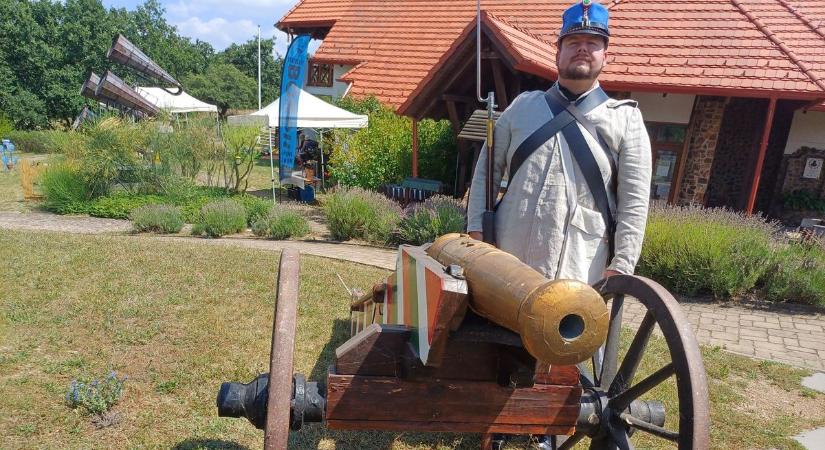 Rövidesen évadot nyitnak a katonai emlékparkban