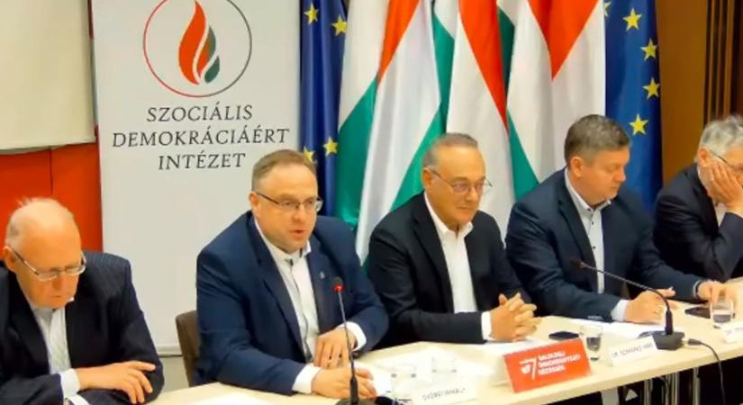 Több mint száz önkormányzati vezető csatlakozott a felhíváshoz: ne fizessék ki a kormányzati sarcot!