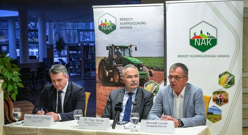 Nem lehet a gazdák megélhetését veszélyeztetni, húzta alá Gyöngyösön az agrárminiszter