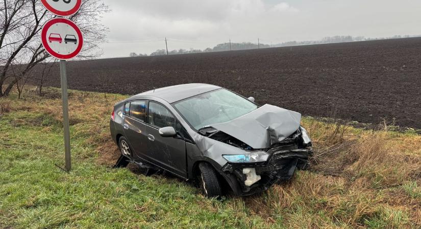 A hajdúszoboszlói tűzoltóknak köszönhetően hamar megszűnt a veszély Ebes és Hajdúszovát között