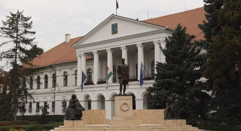 Dönthetnek a makóiak arról, hogy ki kapja meg a városi kitüntetéseket