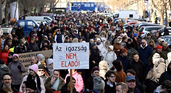 Már az adatvédelmi hatóság vizsgálja Bayer Zsolt bírólistázós kezdeményezését