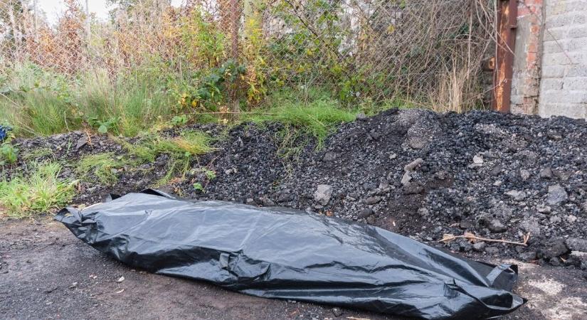 Rejtélyes női holttest a parkolóban: még mindig nem tudni, ki lehetett