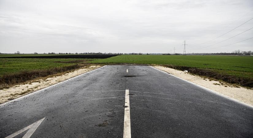 „Egyszerűen csak bejelentették” – Magyarországon eddig ismeretlen kínai cég épít akkumulátorgyártáshoz kapcsolódó elektrolitüzemet Szolnok határában